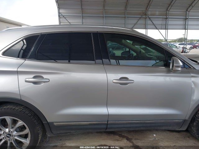 5LMCJ1A93FUJ00925 Lincoln 2015