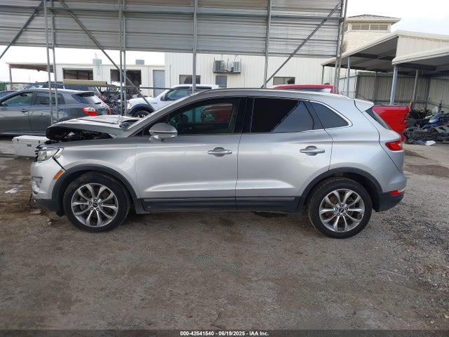 5LMCJ1A93FUJ00925 Lincoln 2015