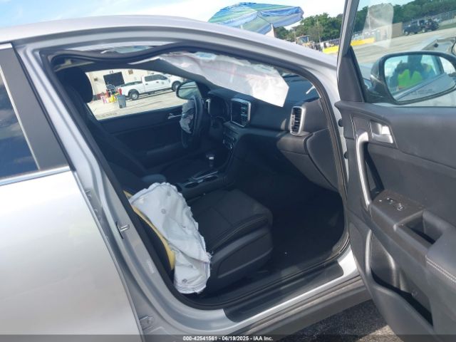 2022 KIA SPORTAGE KNDPM3AC9N7945962 Photo 4