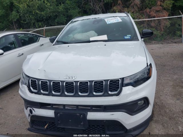3C4NJDBN9RT100598 Jeep 2024