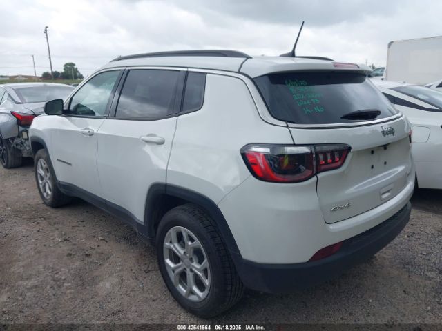 3C4NJDBN9RT100598 Jeep 2024