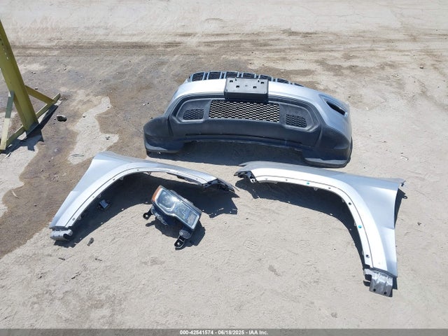 1C4RJEAG2JC429850 Jeep 2018