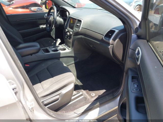 2018 JEEP GRAND CHEROKEE 1C4RJEAG2JC429850 Photo 4