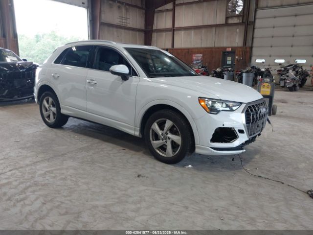 2020 AUDI Q3 WA1AECF3XL1090825