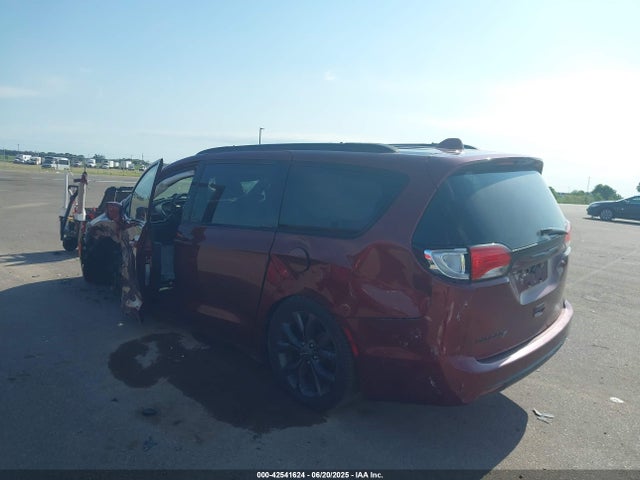 2C4RC1EG0JR204234 Chrysler Pacifica