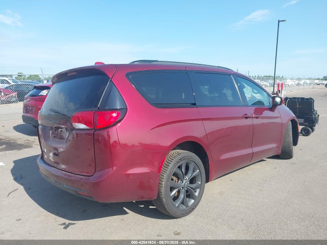 2C4RC1EG0JR204234 Chrysler Pacifica