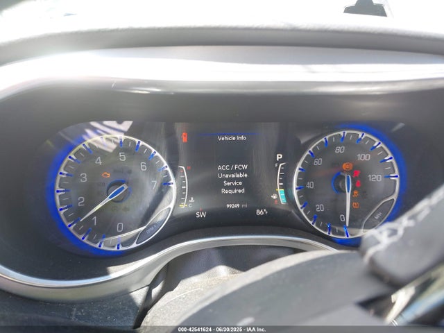 2C4RC1EG0JR204234 Chrysler Pacifica