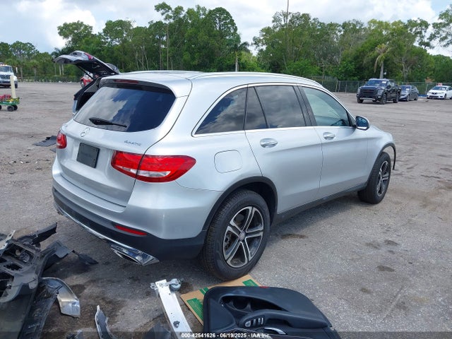 WDC0G4KB9HF165579 Mercedes-Benz m274