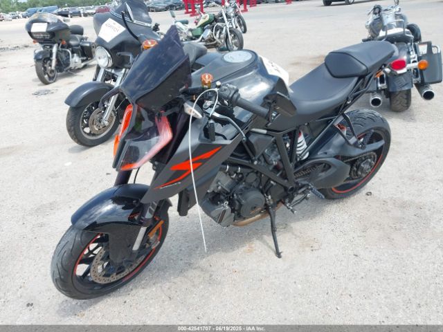 2018 KTM 1290 VBKV39405JM981026 Photo 1