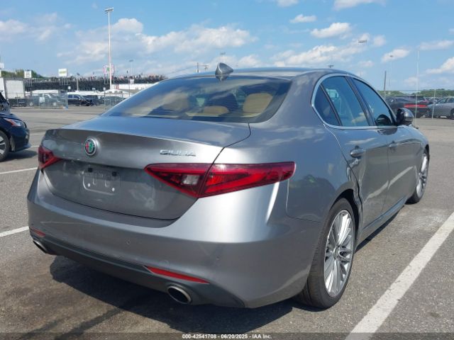 2018 ALFA ROMEO GIULIA ZARFAECN0J7565844 Photo 3