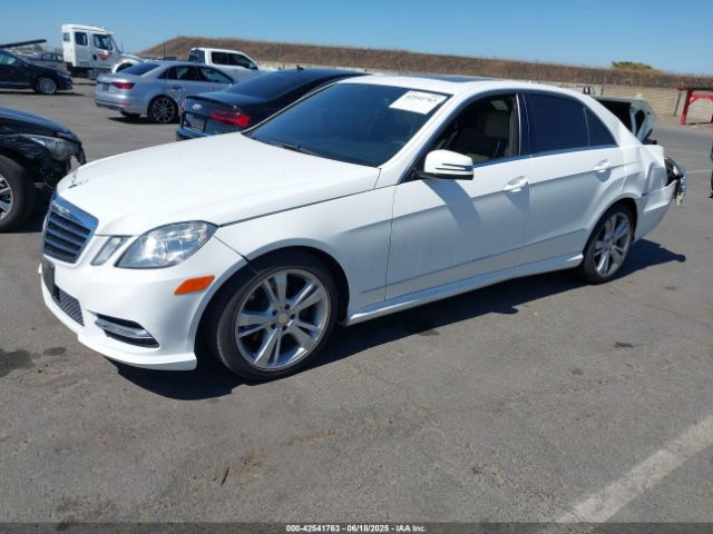 2013 MERCEDES-BENZ E 350 WDDHF5KBXDA764490 Photo 1