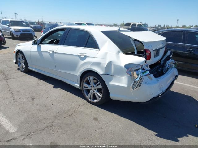 2013 MERCEDES-BENZ E 350 WDDHF5KBXDA764490 Photo 2
