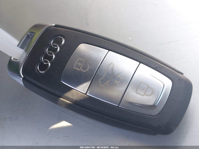 2024 AUDI Q4 E-TRON WA1KUBFZXRP059537 Photo 10