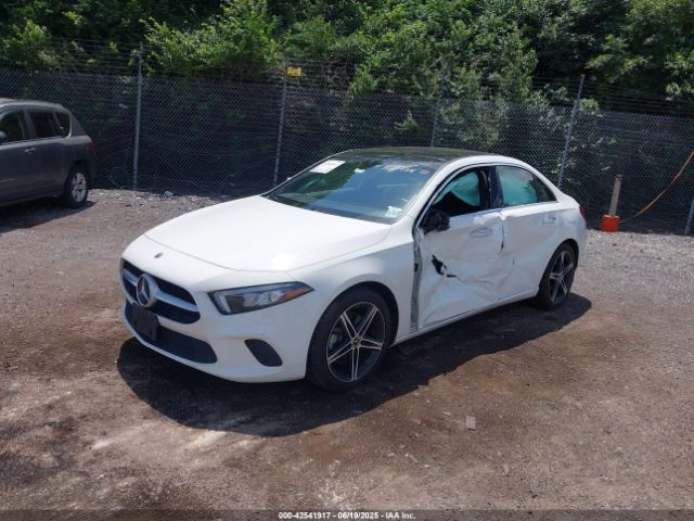 2022 MERCEDES-BENZ A 220 W1K3G4FB6NJ360938 Photo 1