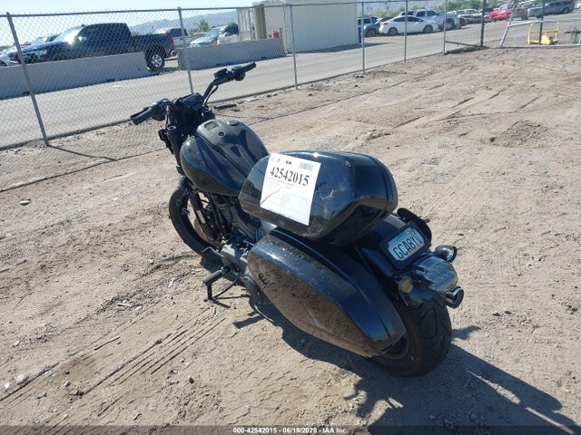 1HD1YXZ13PB072339 Harley-Davidson 117 Balanced
