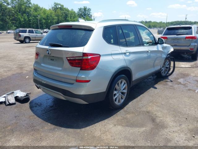 2015 BMW X3 5UXWX9C57F0D54934 Photo 3