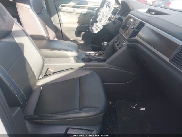 2021 VOLKSWAGEN ATLAS 1V2HR2CA8MC575779 Photo 4