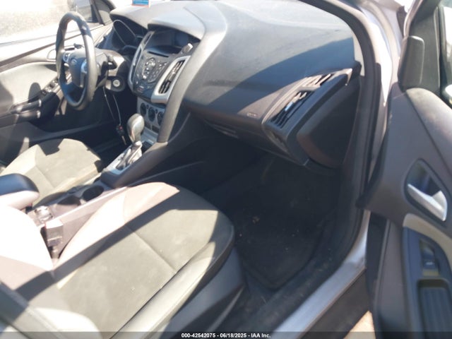 1FADP3F21EL258188 Ford 2014