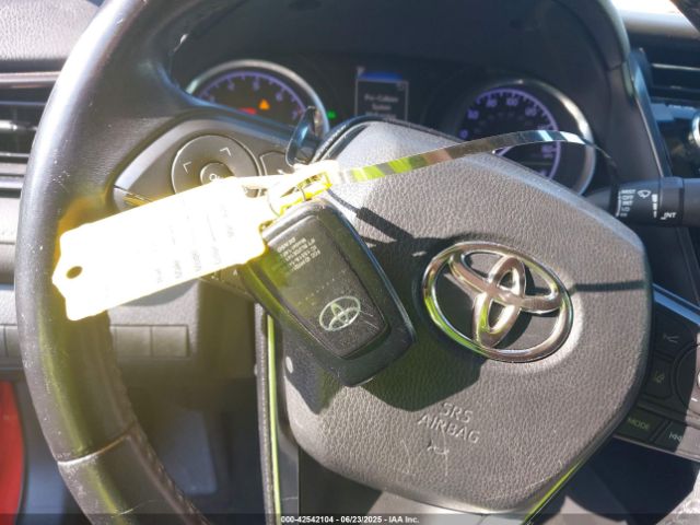 2019 TOYOTA CAMRY 4T1B11HKXKU179558 Photo 10