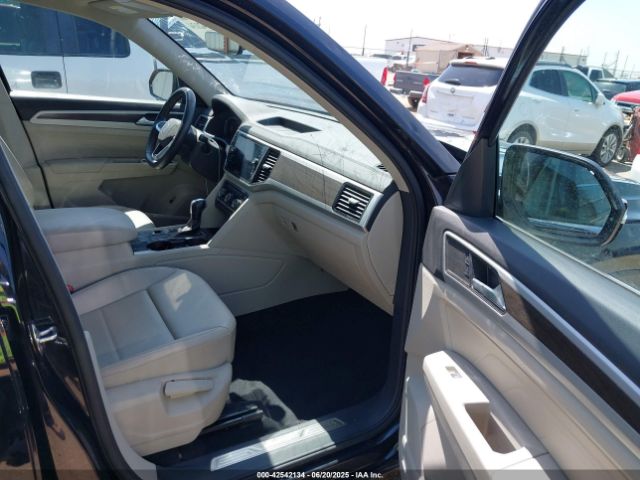 2022 VOLKSWAGEN ATLAS 1V2WP2CA8NC526371 Photo 4