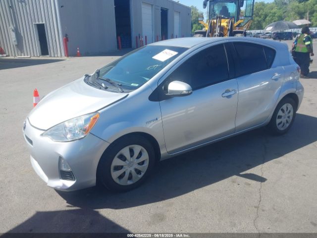 2012 TOYOTA PRIUS C JTDKDTB3XC1526494 Photo 1