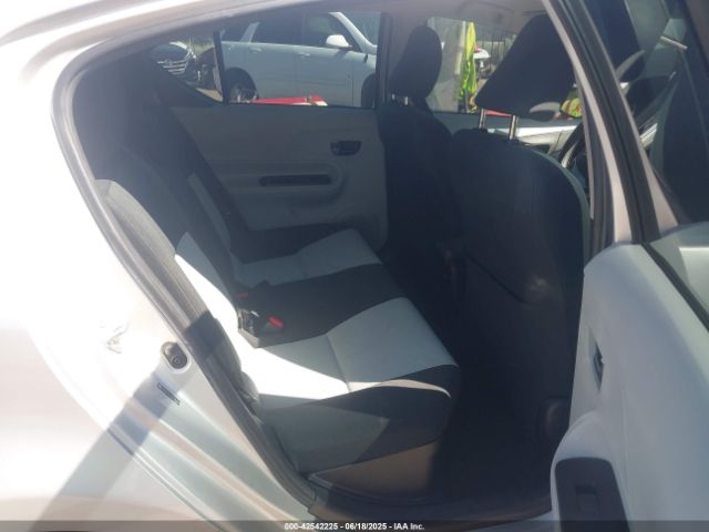 2012 TOYOTA PRIUS C JTDKDTB3XC1526494 Photo 7