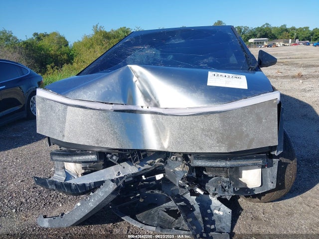 2025 TESLA CYBERTRUCK 7G2CEHED1SA058416 Photo 9