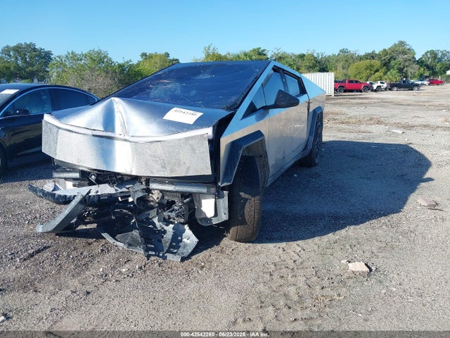 2025 TESLA CYBERTRUCK 7G2CEHED1SA058416 Photo 1