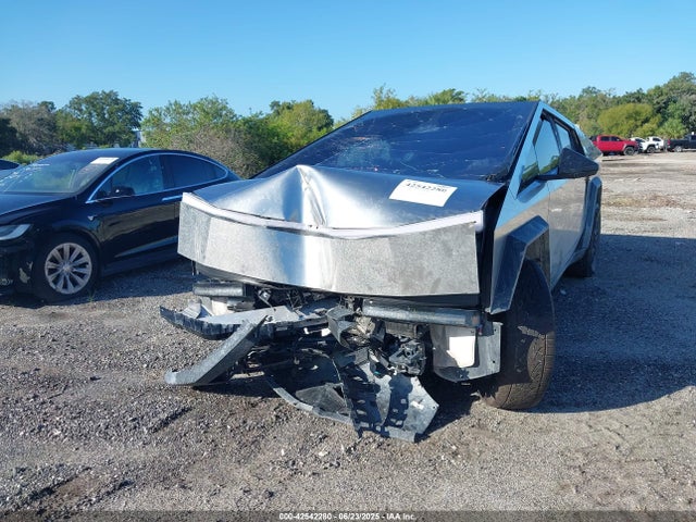 2025 TESLA CYBERTRUCK 7G2CEHED1SA058416 Photo 5