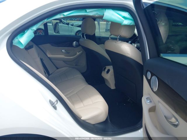 2021 MERCEDES-BENZ C 300 W1KWF8DB7MR649515 Photo 7