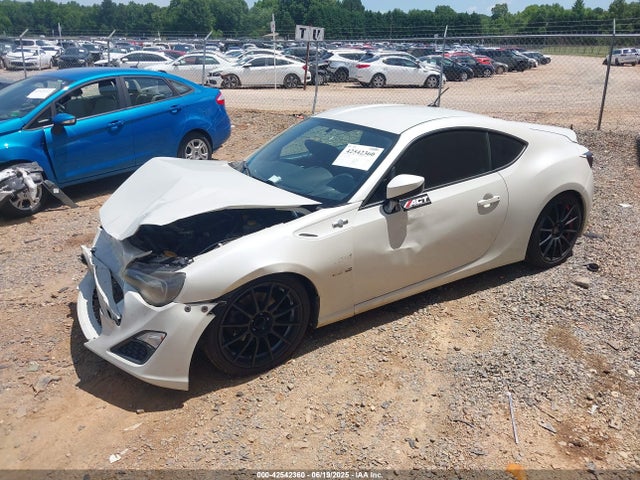 Scion scion fr-s 2014 JF1ZNAA1XE9709811 Image 2