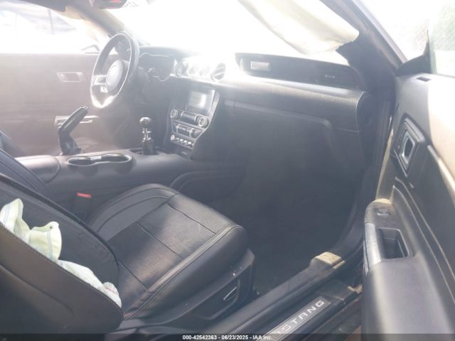 2018 FORD MUSTANG 1FA6P8CF0J5106365 Photo 4