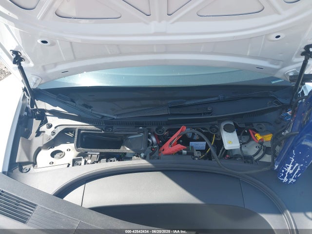 2024 TESLA MODEL 3 5YJ3E1ET4RF783457 Photo 9