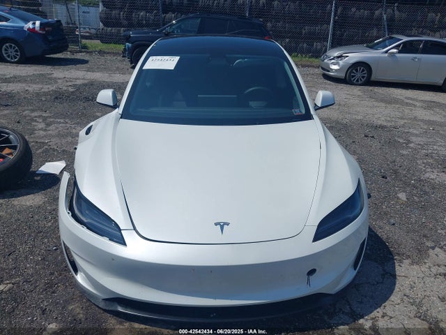 Tesla MODEL 3 2024 5YJ3E1ET4RF783457 Image 11