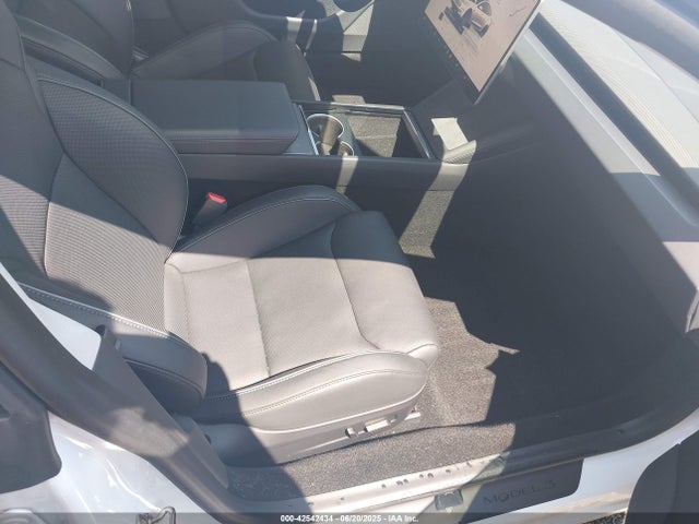 2024 TESLA MODEL 3 5YJ3E1ET4RF783457 Photo 4
