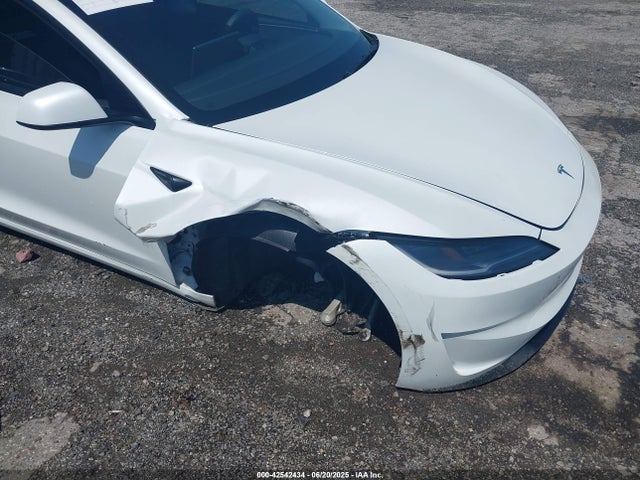 2024 TESLA MODEL 3 5YJ3E1ET4RF783457 Photo 5