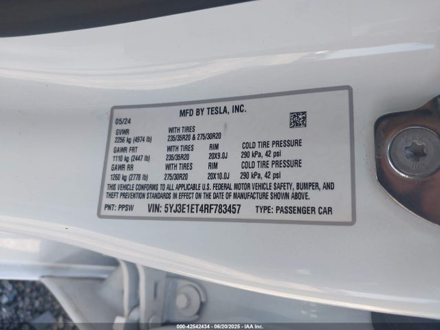 2024 TESLA MODEL 3 5YJ3E1ET4RF783457 Photo 8