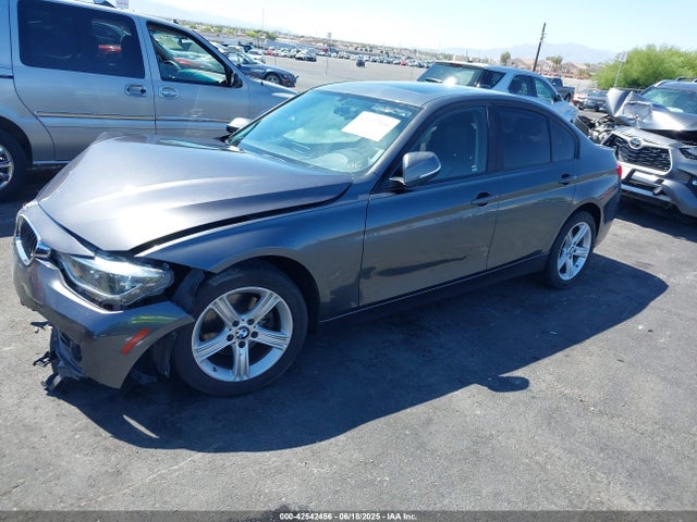 BMW 320i 2018 WBA8A9C52JAD27846 Image 17
