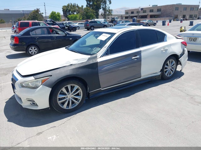 Infiniti 2017 2017 JN1EV7AP1HM737470 Image 2