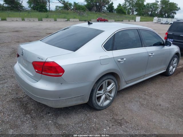 2013 VOLKSWAGEN PASSAT 1VWBN7A30DC056730 Photo 3