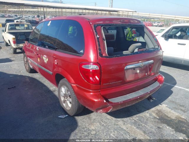 2006 CHRYSLER TOWN & COUNTRY 1A4GP45R96B704262 Photo 2