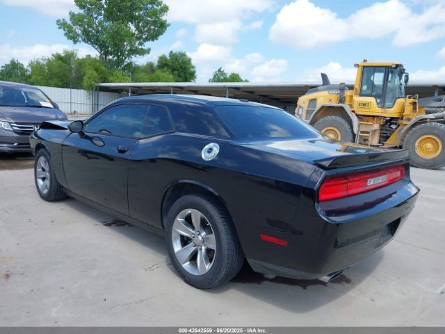 2014 DODGE CHALLENGER 2C3CDYAG9EH136646 Photo 2