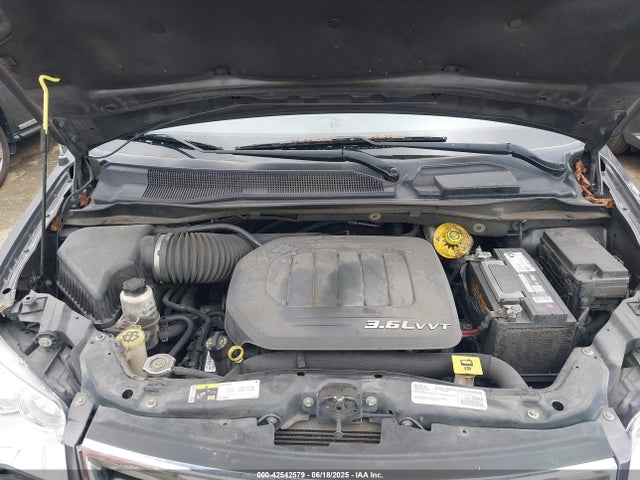 Chrysler 2016 2016 2C4RC1BG3GR291043 Image 10