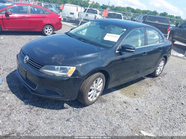 3VWD17AJ4EM429576 Volkswagen Jetta