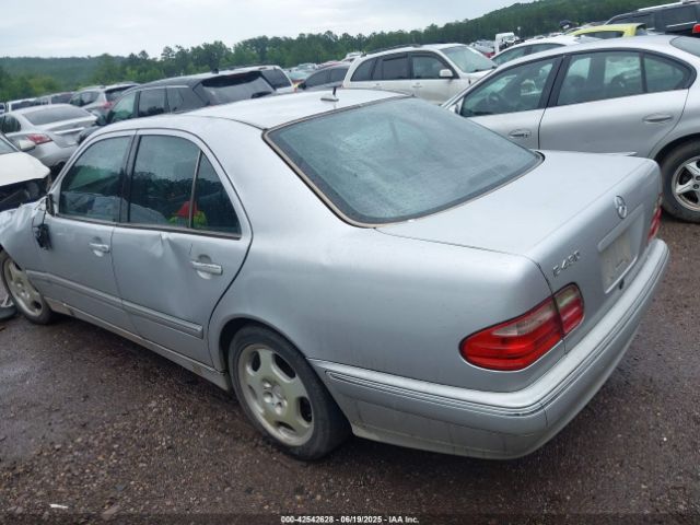 2001 MERCEDES-BENZ E 430 WDBJF70J21X061054 Photo 2