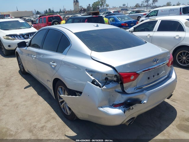 Infiniti 2015 2015 JN1BV7AP7FM354973 Image 3