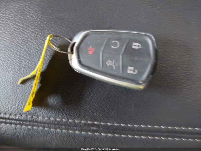 2021 CADILLAC XT4 1GYFZDR40MF080491 Photo 10
