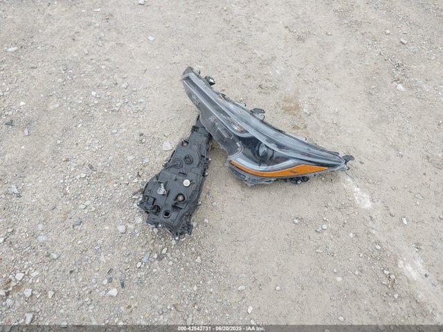 5YFEPMAE6NP325283 Toyota 2zr-fae