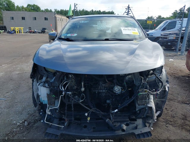 JN1BJ1CR1JW290952 Nissan 2018