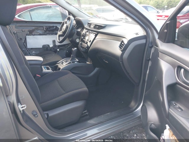 JN1BJ1CR1JW290952 Nissan 2018
